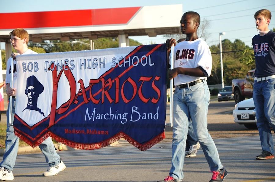 Homecoming Parade: The Greatest Show on Turf